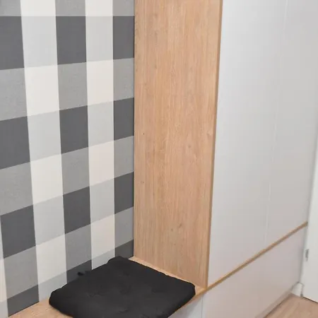 Metro Slodowiec Apartment Appartamento *